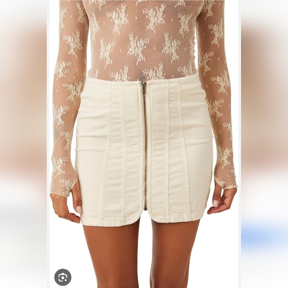 FREE PEOPLE..We The Free..Cream Layla Cord.. Mini Skirt..SIZE:6